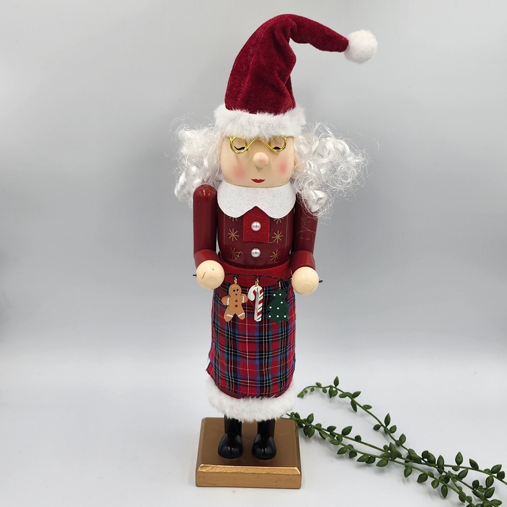 Mrs Claus Nutcracker Red Plaid Wooden Christmas Holiday Decor 15" Traditional